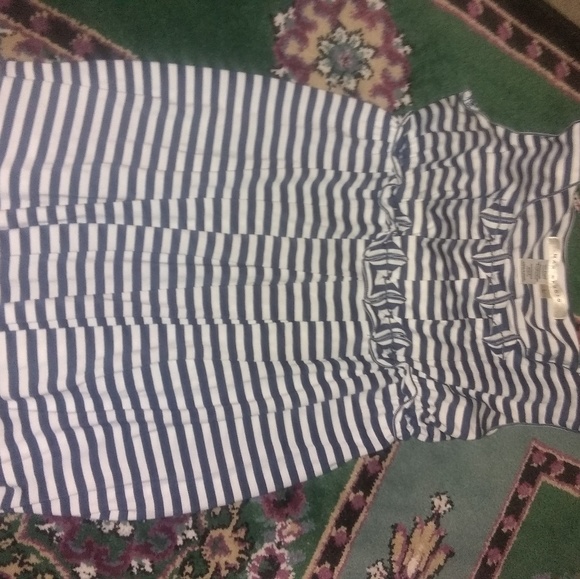 Tank - Picture 2 of 2